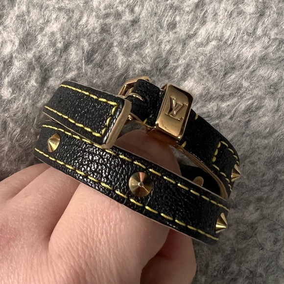 Louis Vuitton LV suhali wrap around black leather gold stud bracelet EUC - Picture 1 of 9